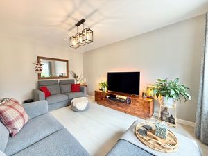 Photo 1- click for photo gallery